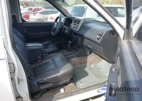 2001 Nissan Frontier Crew Cab Xe z USA, uszkodzony, nr VIN 1N6ED27T11C374202